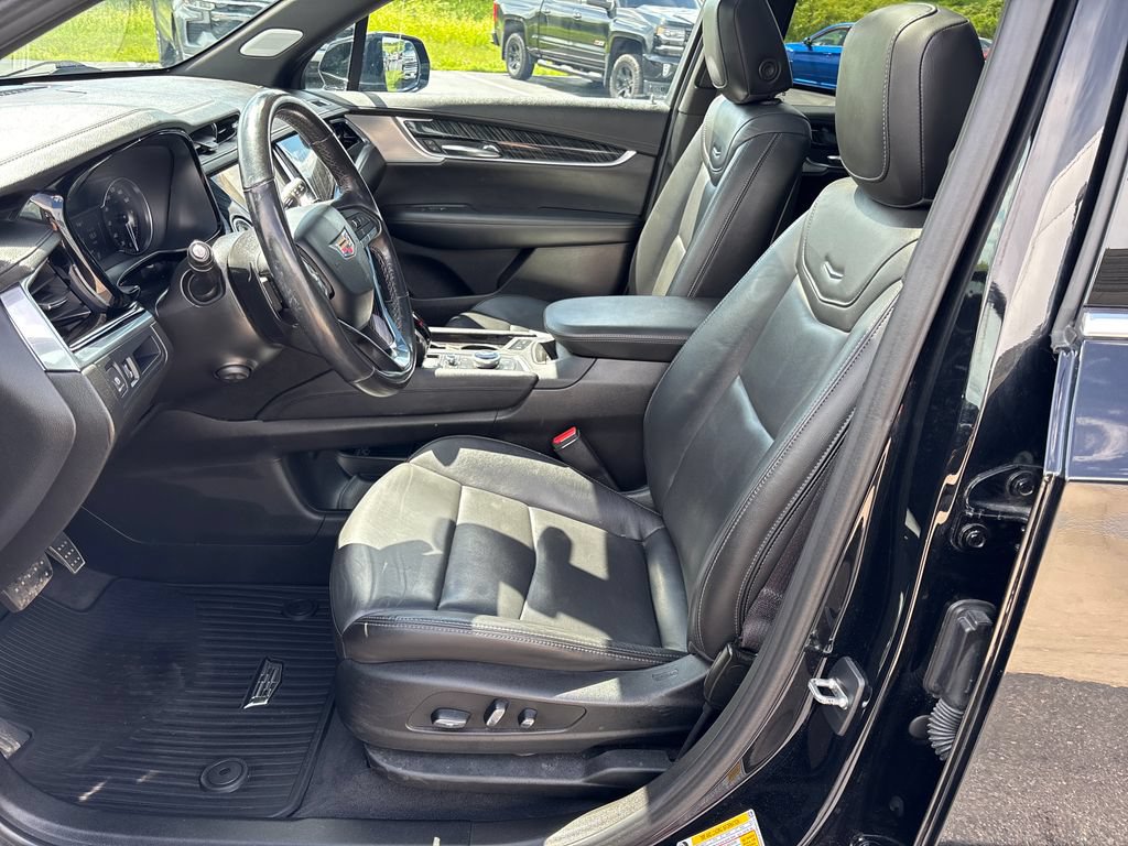 Certified 2023 Cadillac XT6 Premium Luxury AWD/4WD image 27