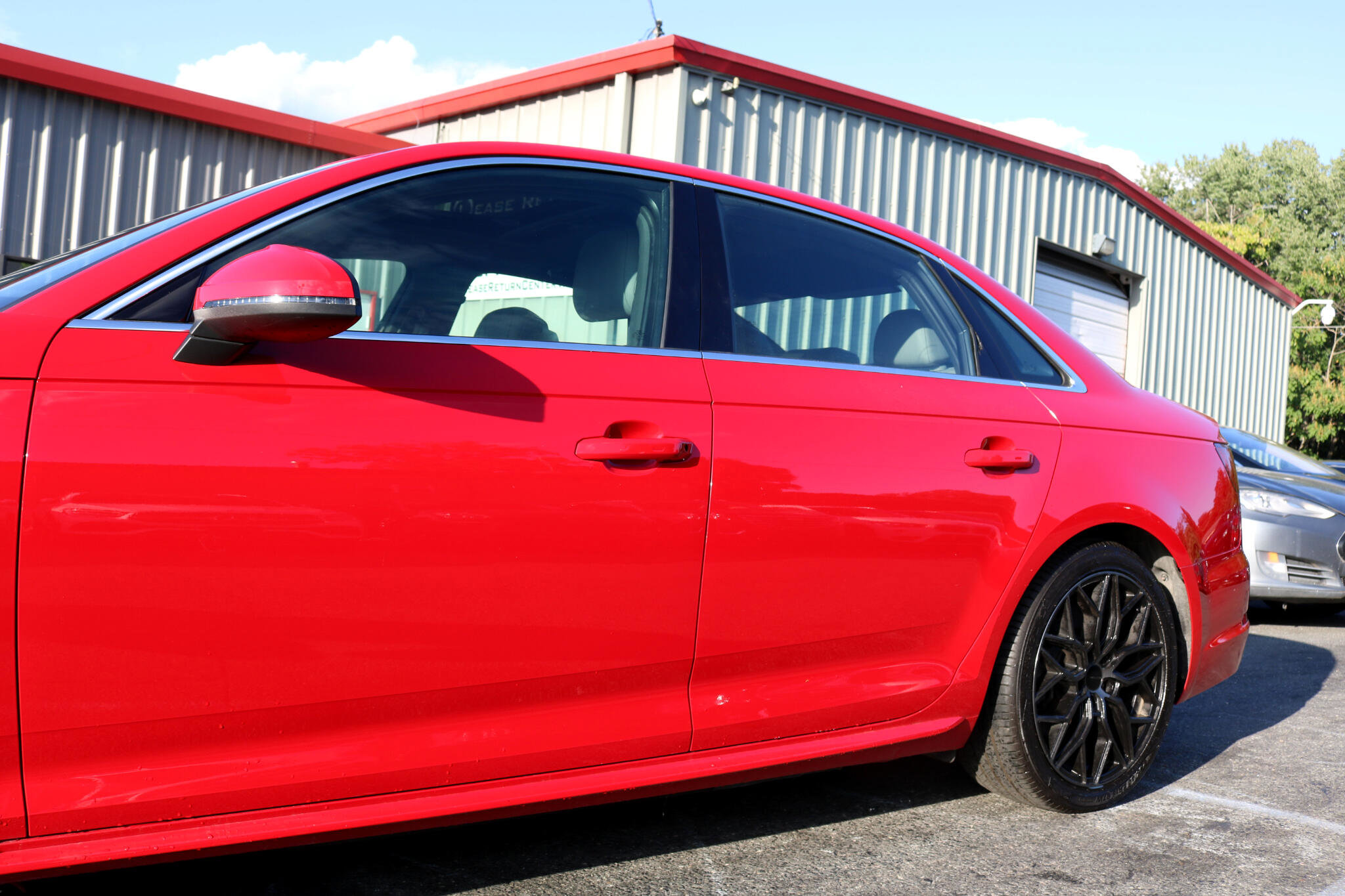 Used 2017 Audi A4 2.0T Premium Plus w/ Premium Plus Package image 8