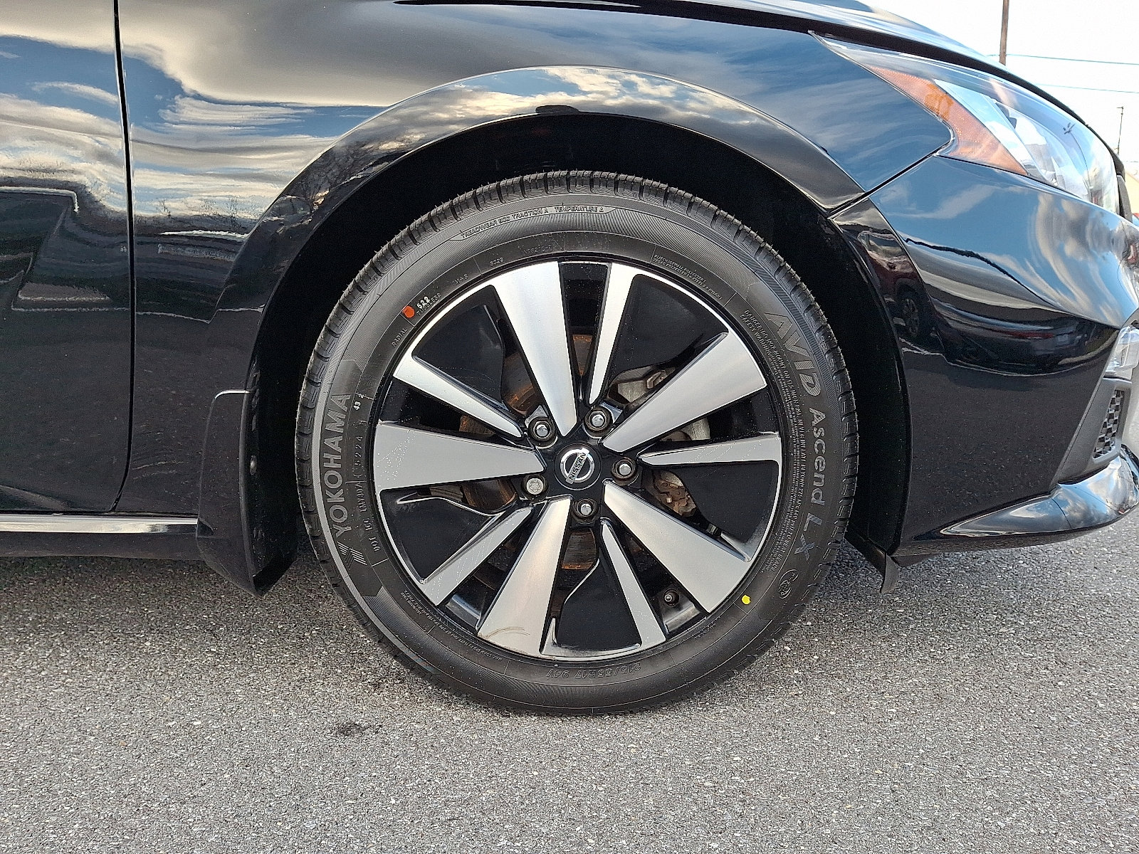 Certified 2022 Nissan Altima 2.5 SV w/ SV Premium Package image 13