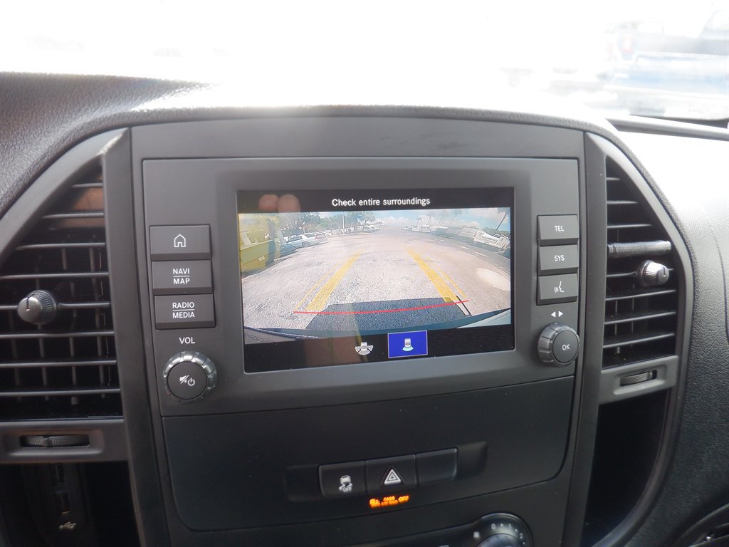 Used 2023 Mercedes-Benz Metris image 17