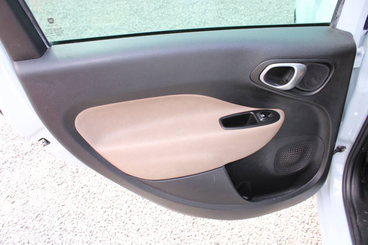Used 2014 FIAT 500L Lounge FWD image 21