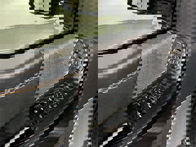 Used 2022 Ford F150 Platinum w/ Equipment Group 701A High image 24