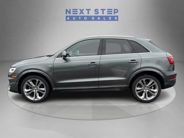 Used 2018 Audi Q3 2.0T Premium Plus w/ Premium Plus Package AWD/4WD image 4