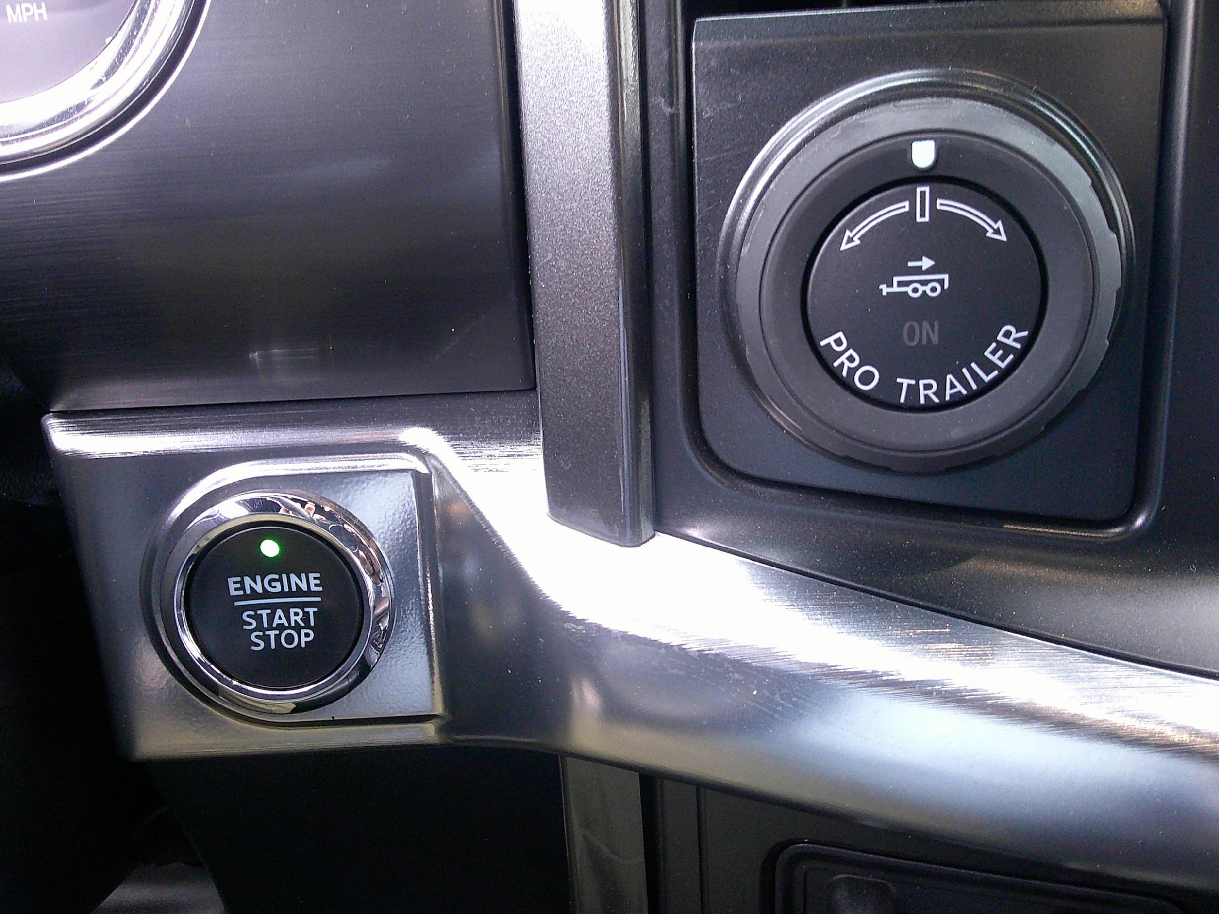 Used 2022 Ford F150 Lariat w/ Max Trailer Tow Package AWD/4WD image 24