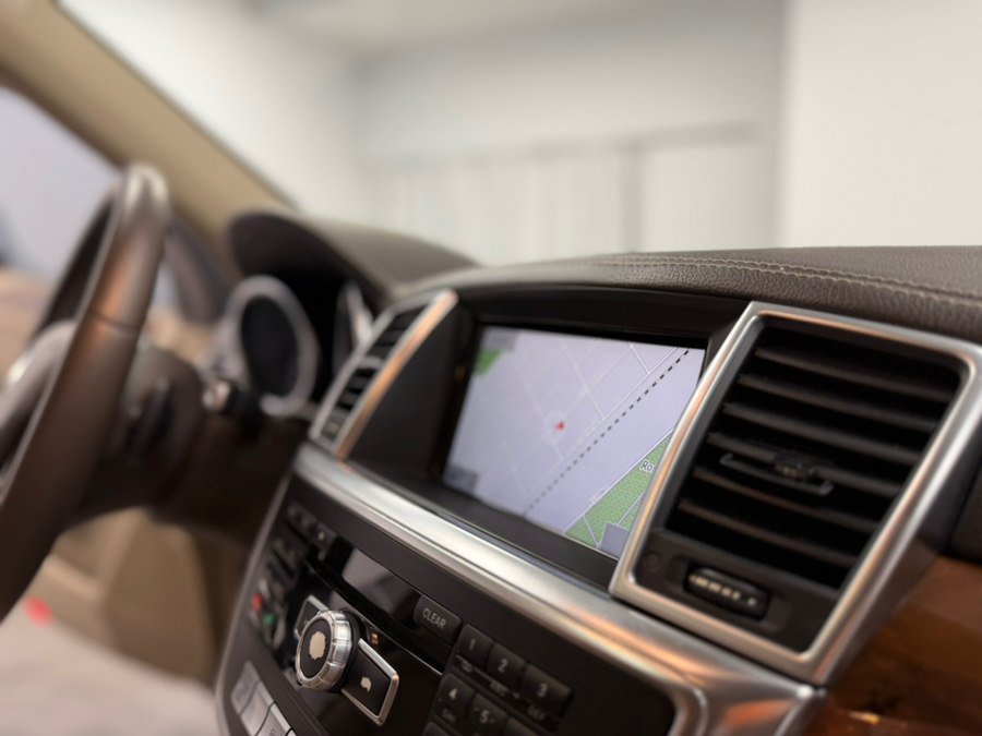 Used 2013 Mercedes-Benz ML 550 4MATIC image 52