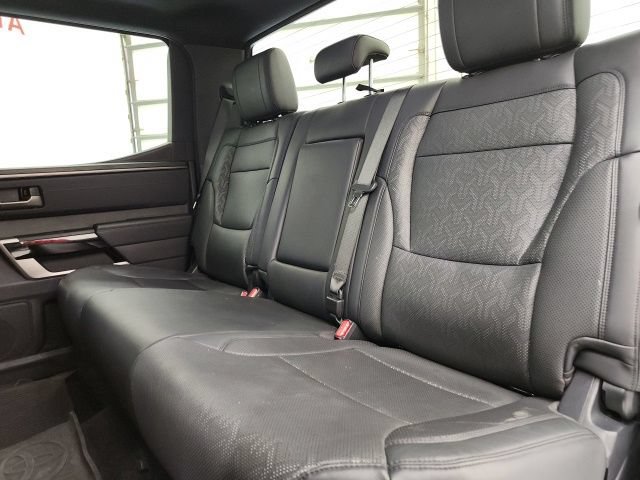 Used 2025 Toyota Tundra Limited AWD/4WD image 11