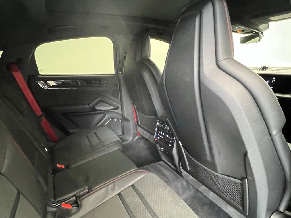 Certified 2025 Porsche Cayenne GTS image 16
