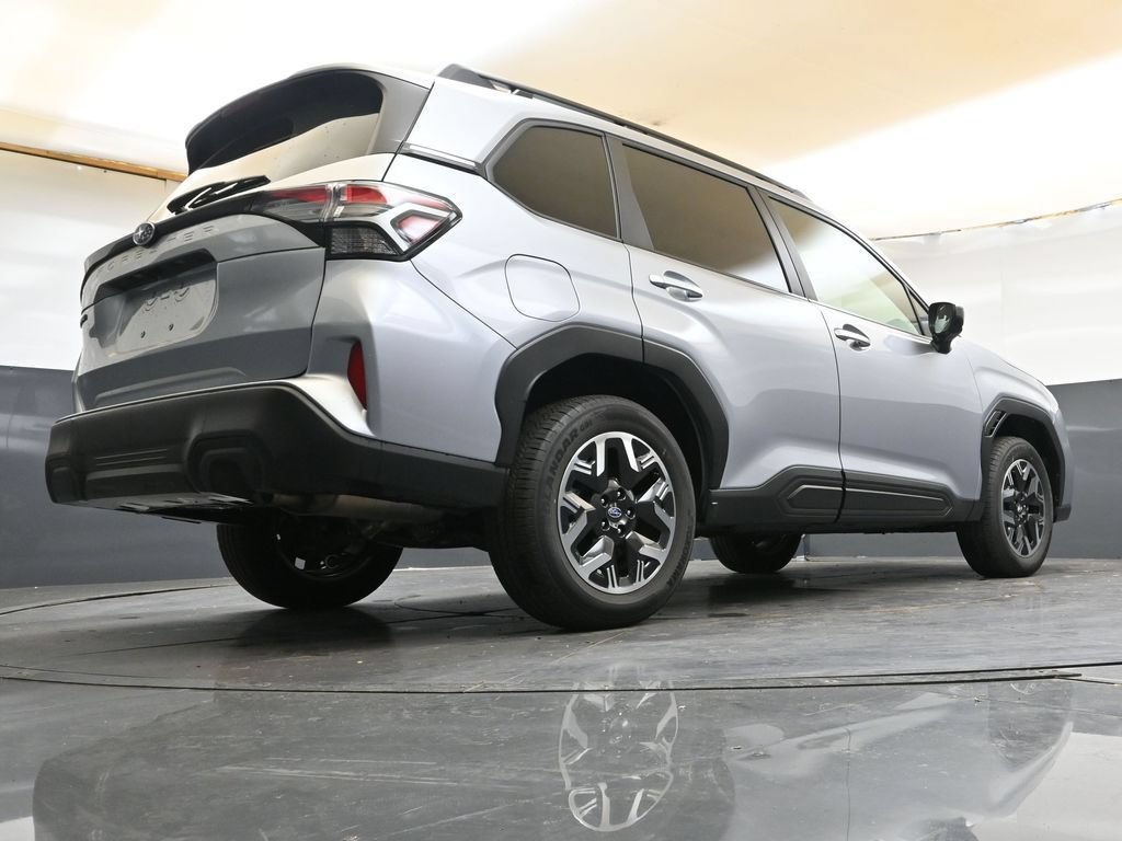 Certified 2025 Subaru Forester Premium AWD/4WD image 34