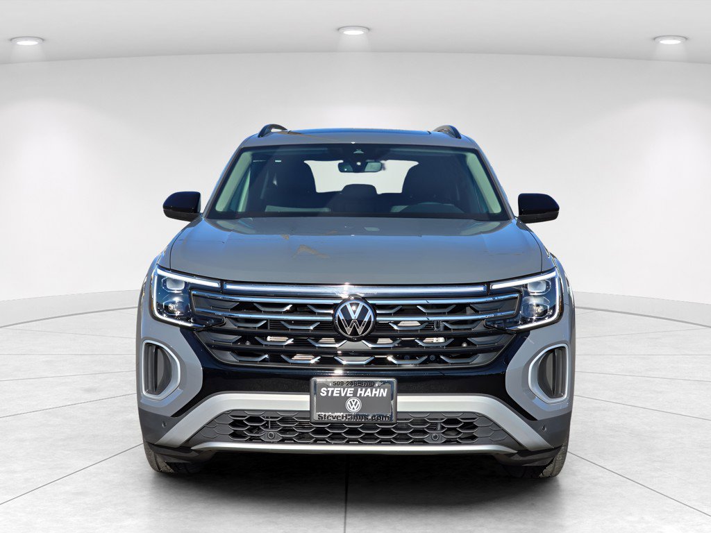 New 2026 Volkswagen Atlas Peak Edition AWD/4WD image 8