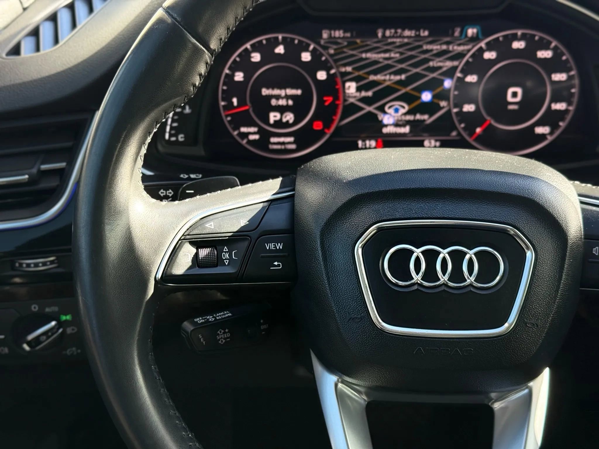 Used 2018 Audi Q7 3.0T Prestige w/ Prestige Package image 38