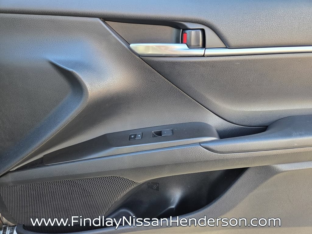 Used 2023 Toyota Camry LE FWD image 18
