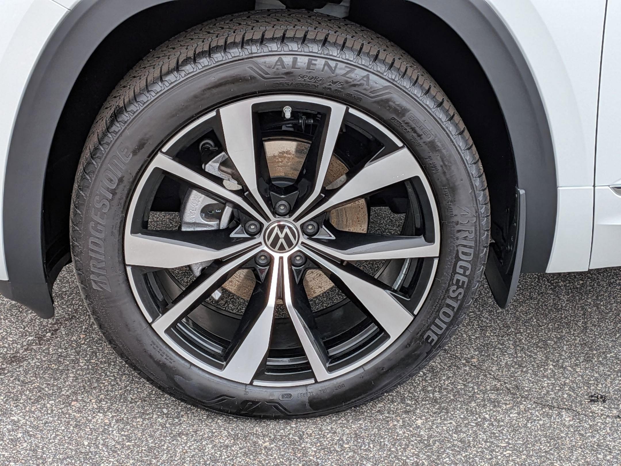 New 2026 Volkswagen Atlas SEL Premium R-Line AWD/4WD image 10