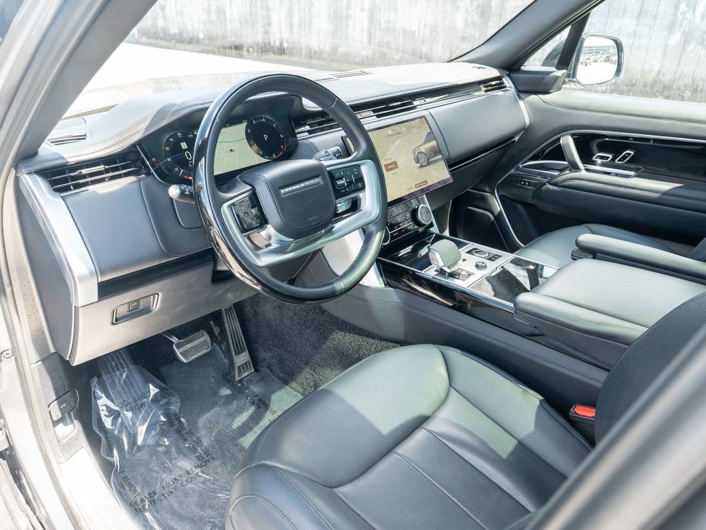 Certified 2023 Land Rover Range Rover Long Wheelbase SE AWD/4WD image 12
