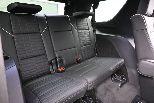 Certified 2026 Cadillac Escalade Platinum Sport w/ LPO, ONYX Package AWD/4WD image 16