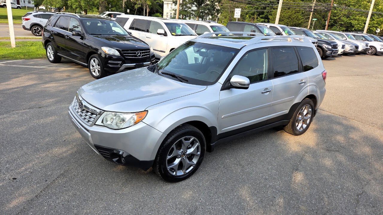 Used 2011 Subaru Forester 2.5X Touring AWD/4WD image 2