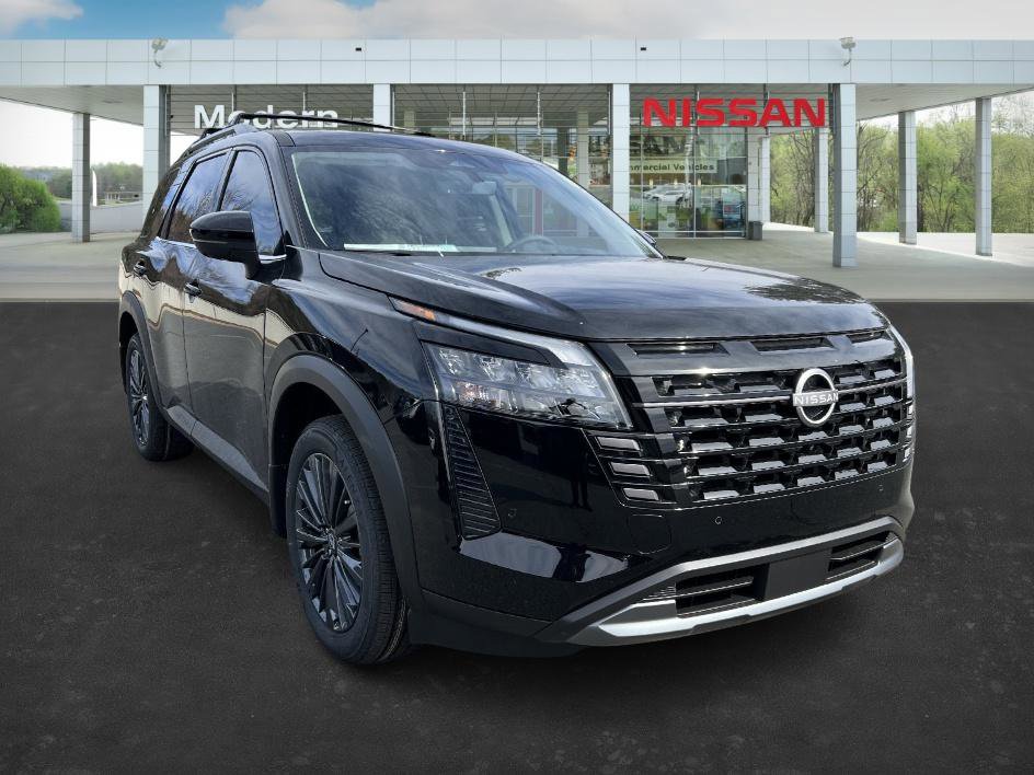 New 2026 Nissan Pathfinder SL image 8