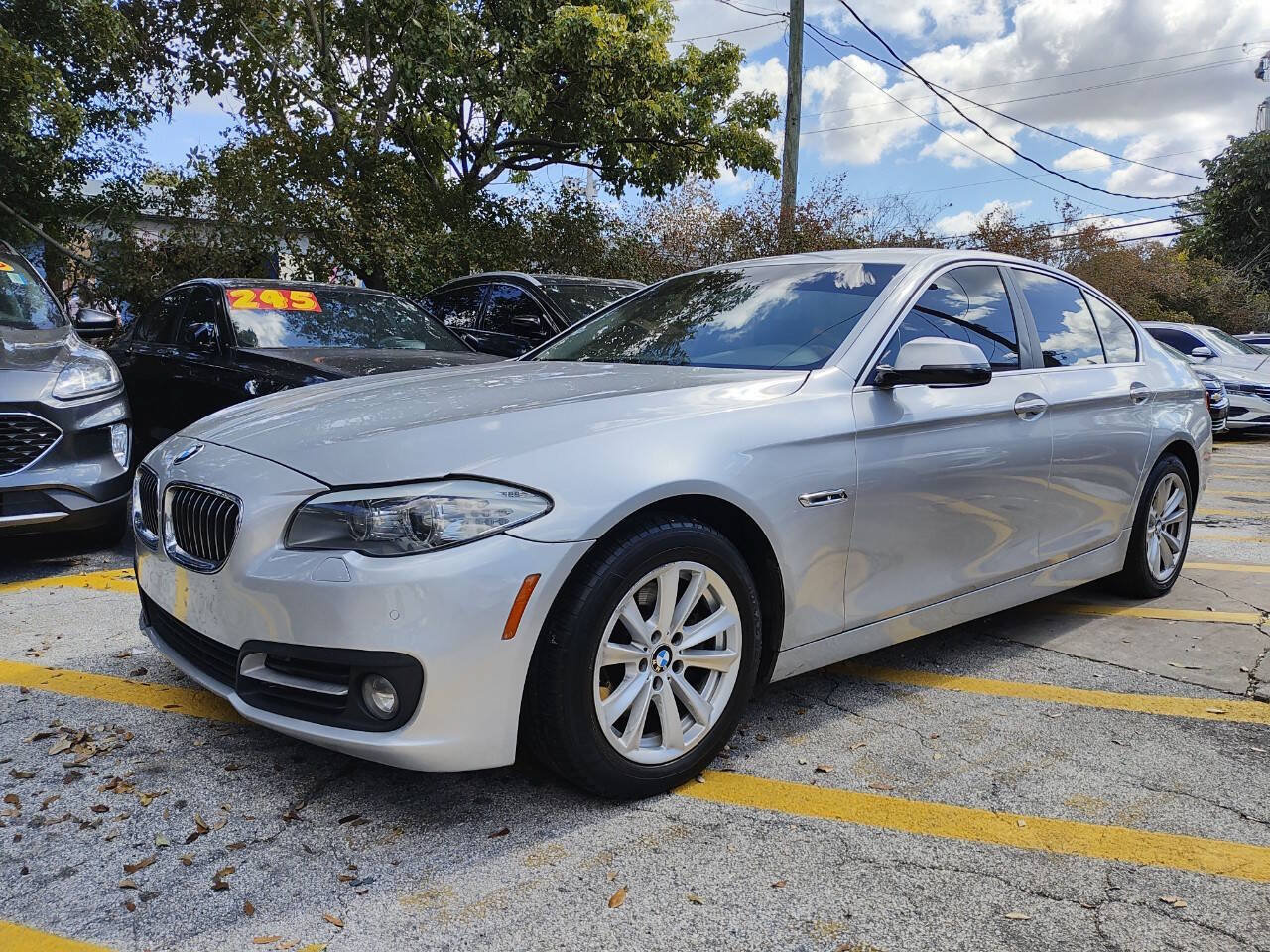 Used 2016 BMW 528i Sedan RWD image 3