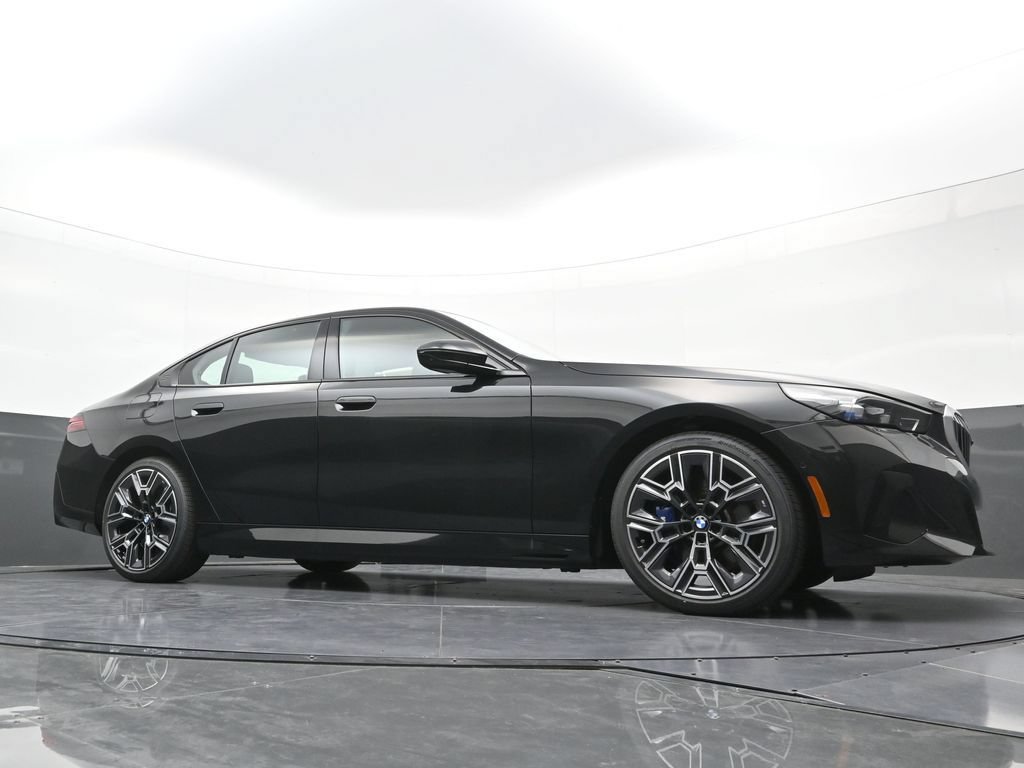 New 2026 BMW 550e xDrive w/ Executive Package AWD/4WD image 22