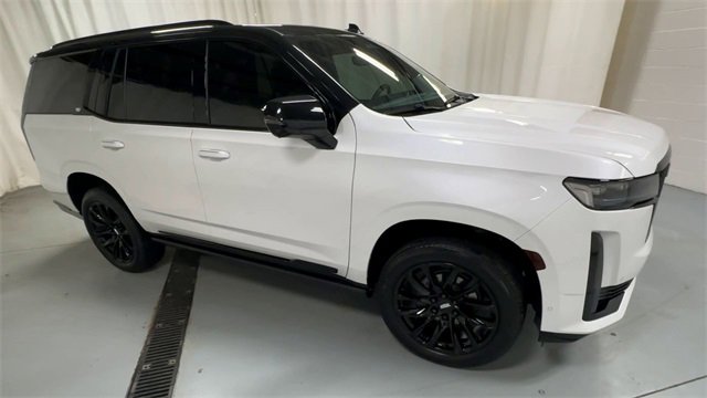 Certified 2023 Cadillac Escalade Sport Platinum w/ LPO, ONYX Package image 2