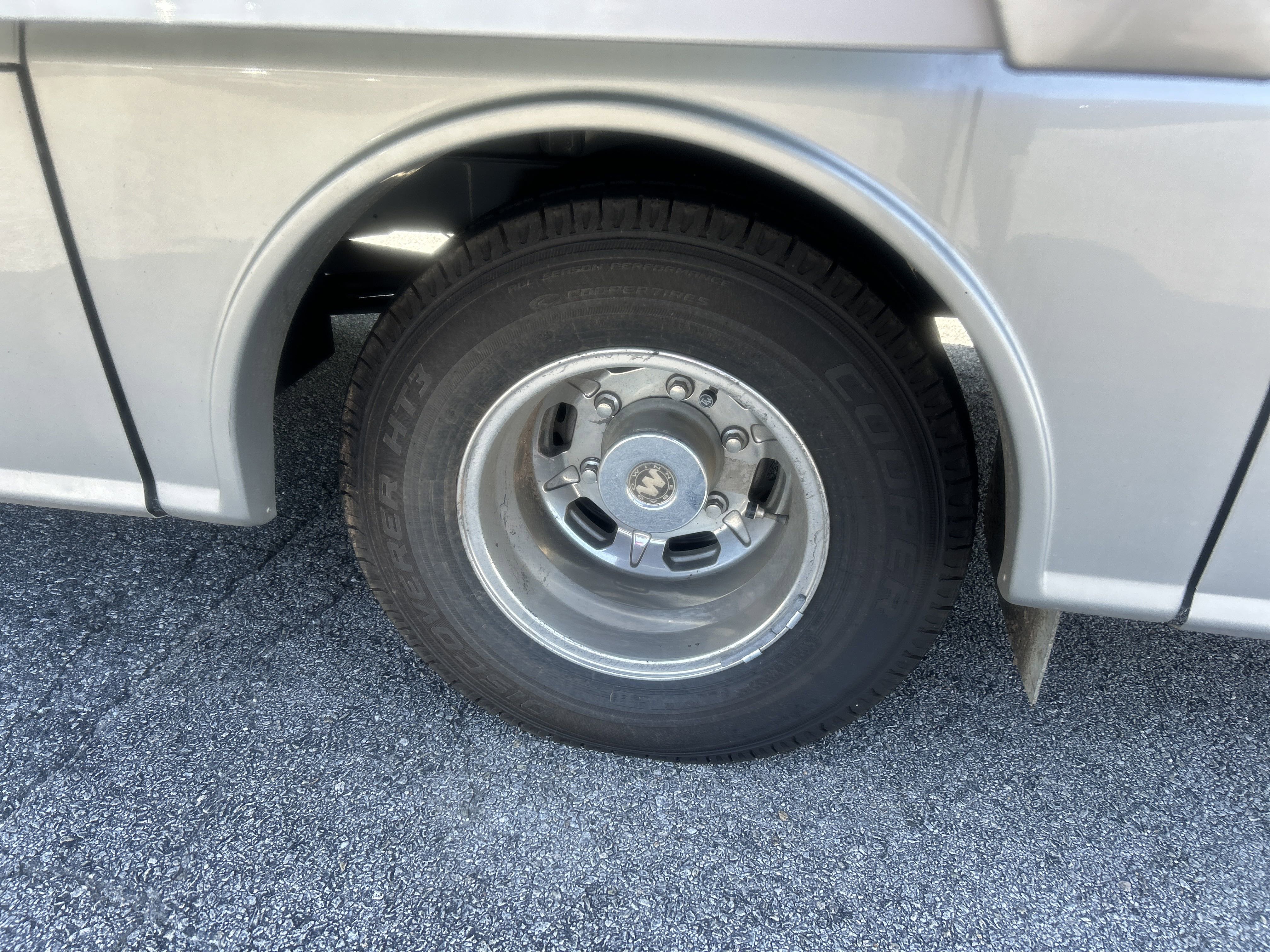 Used 2015 Mercedes-Benz Sprinter 3500 image 76