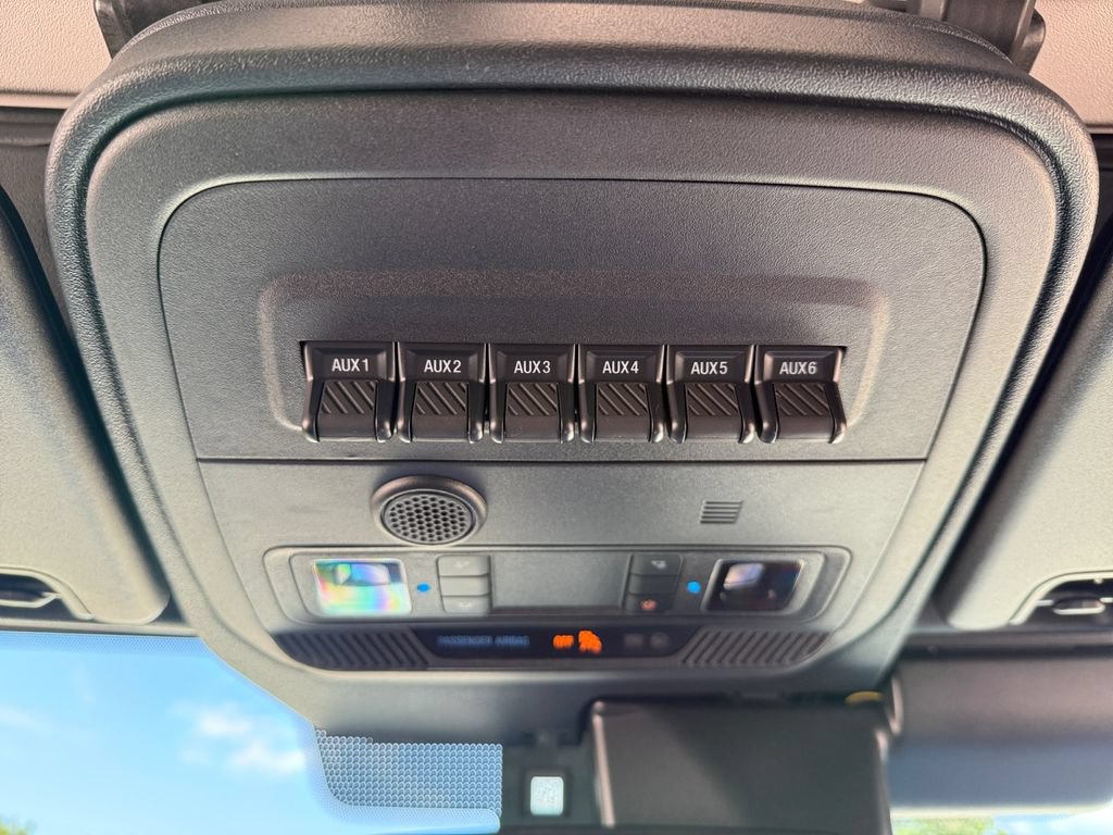 Used 2025 Ford Bronco Badlands w/ Sasquatch Package AWD/4WD image 47