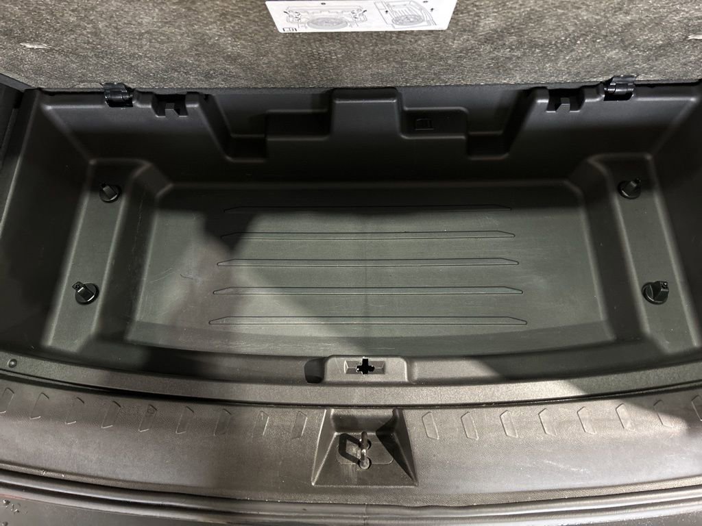 Used 2023 Chevrolet Traverse LT w/ LPO, Floor Liner Package image 11