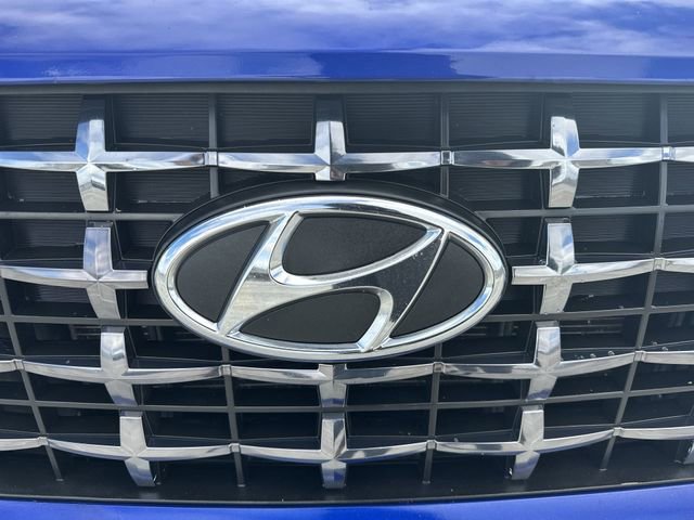 Used 2023 Hyundai Venue SEL FWD image 10