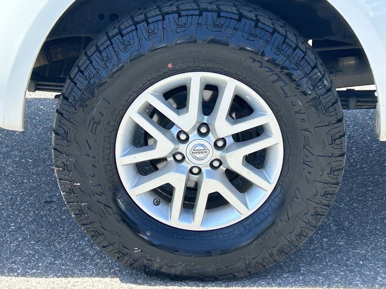 Used 2016 Nissan Frontier SV image 8