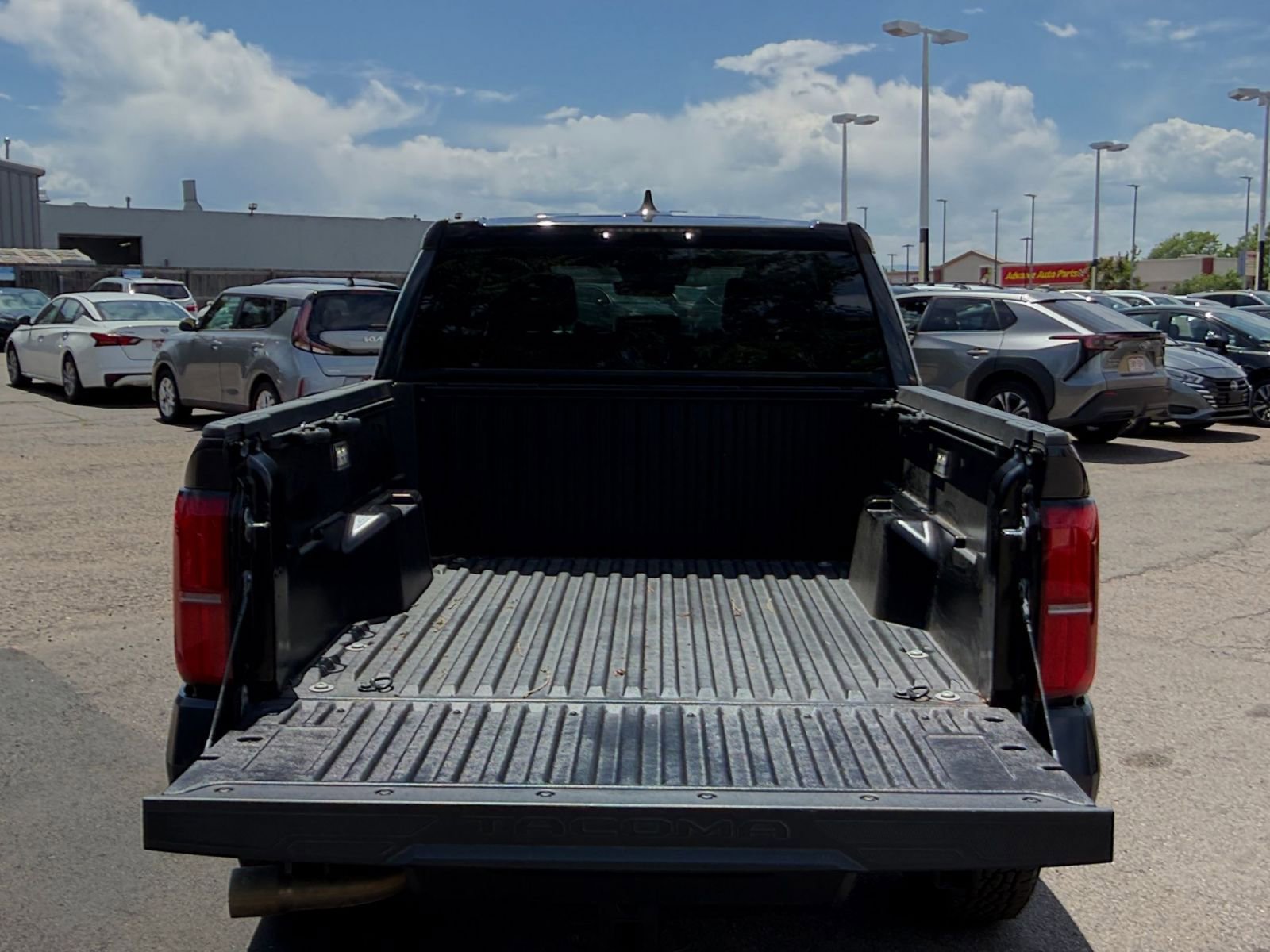 Used 2025 Toyota Tacoma TRD Off-Road AWD/4WD image 29