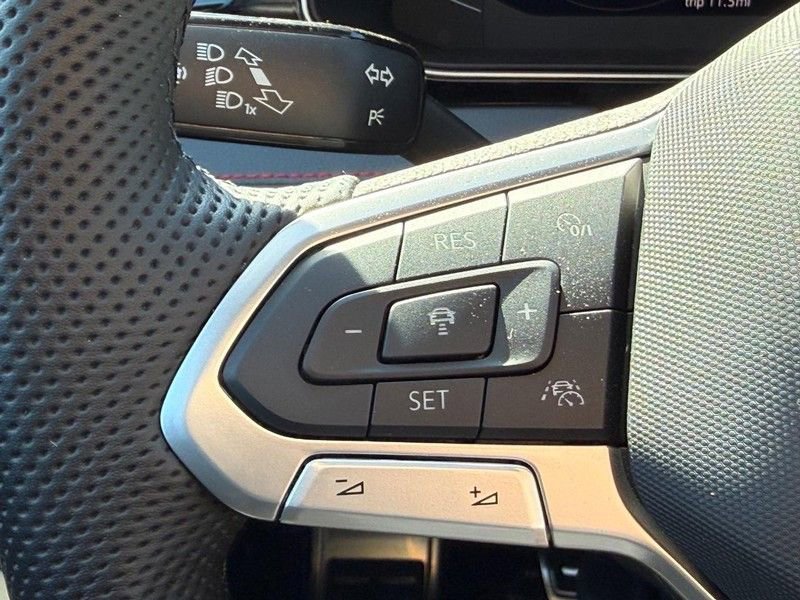 New 2026 Volkswagen Jetta GLI Autobahn FWD image 11