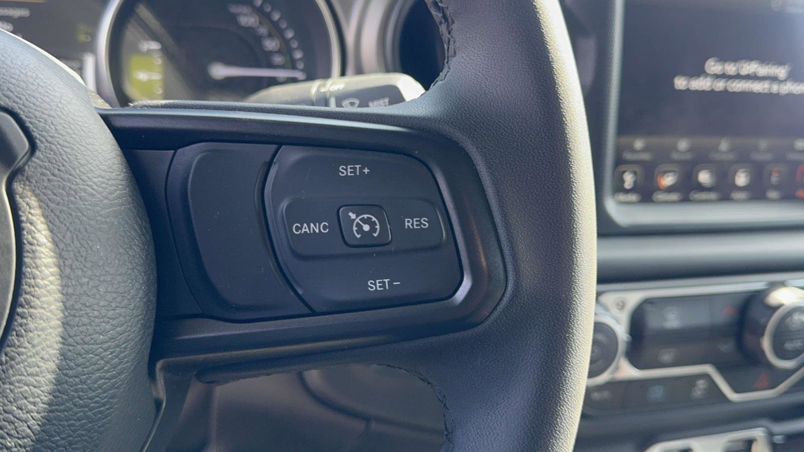 Used 2023 Jeep Wrangler Unlimited w/ 8.4" Radio Group image 18