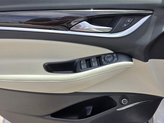 Used 2022 Buick Enclave Essence w/ Experience Buick Package FWD image 17