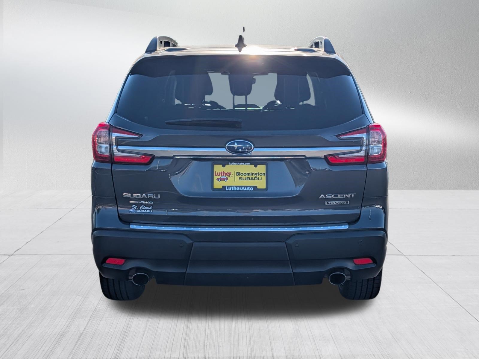Used 2024 Subaru Ascent Touring AWD/4WD image 6