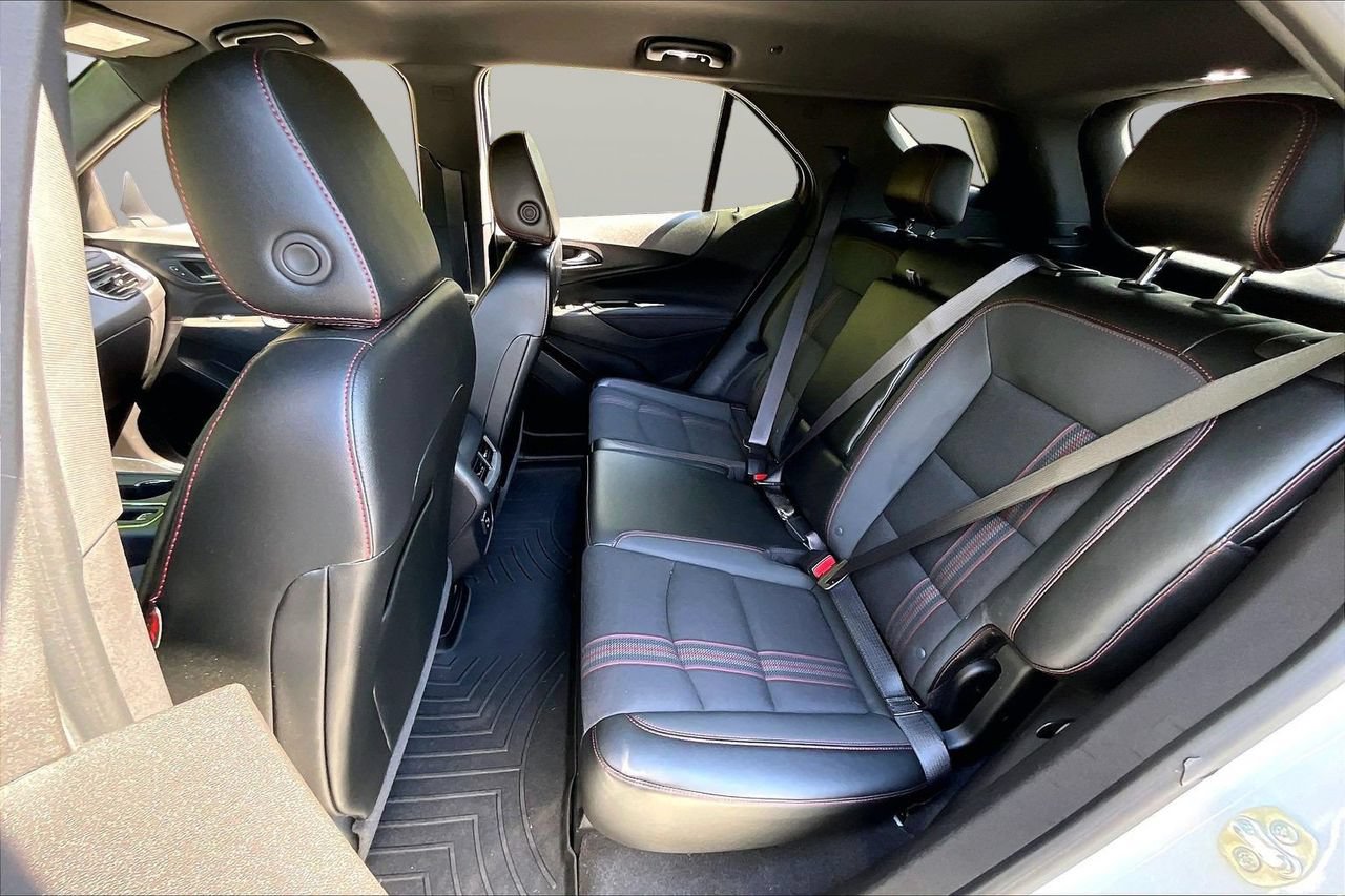 Used 2024 Chevrolet Equinox RS FWD image 20