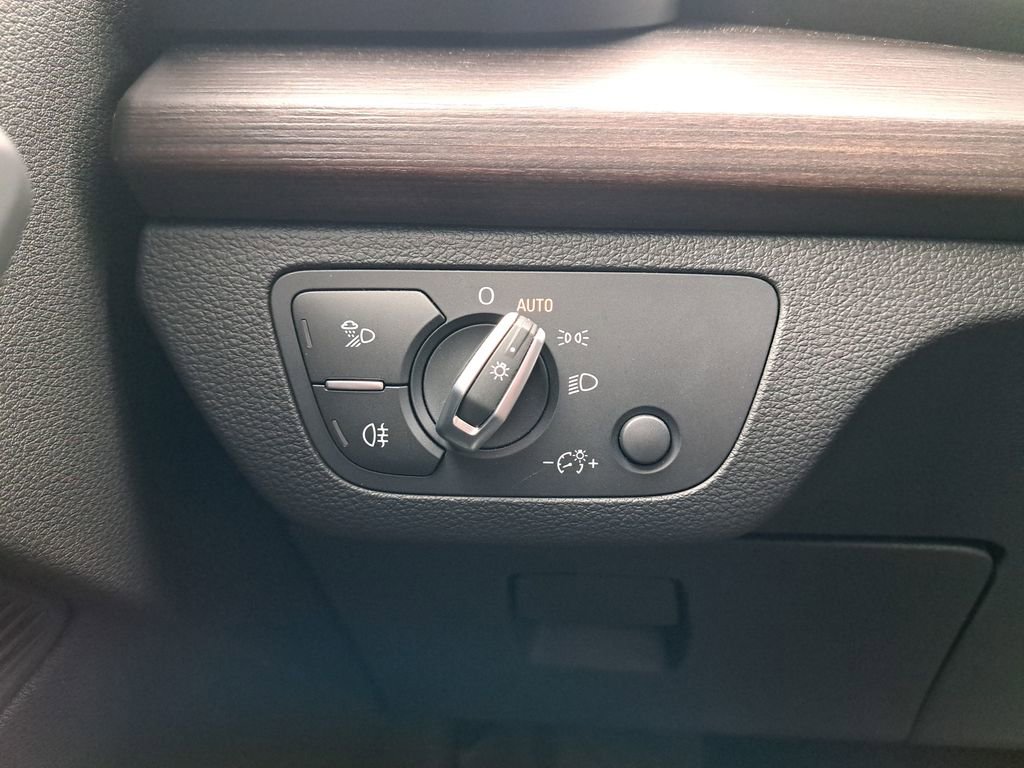 Used 2023 Audi Q5 2.0T Premium Plus image 30