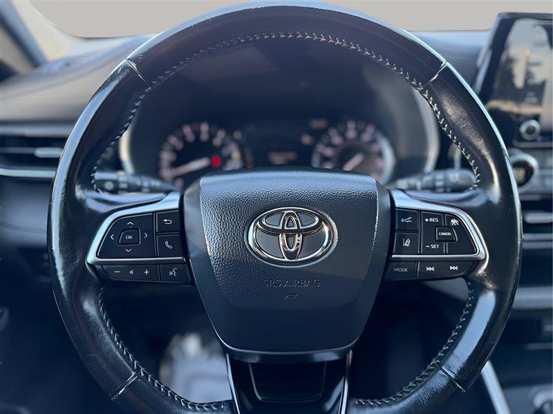 Used 2021 Toyota Highlander XSE FWD image 62