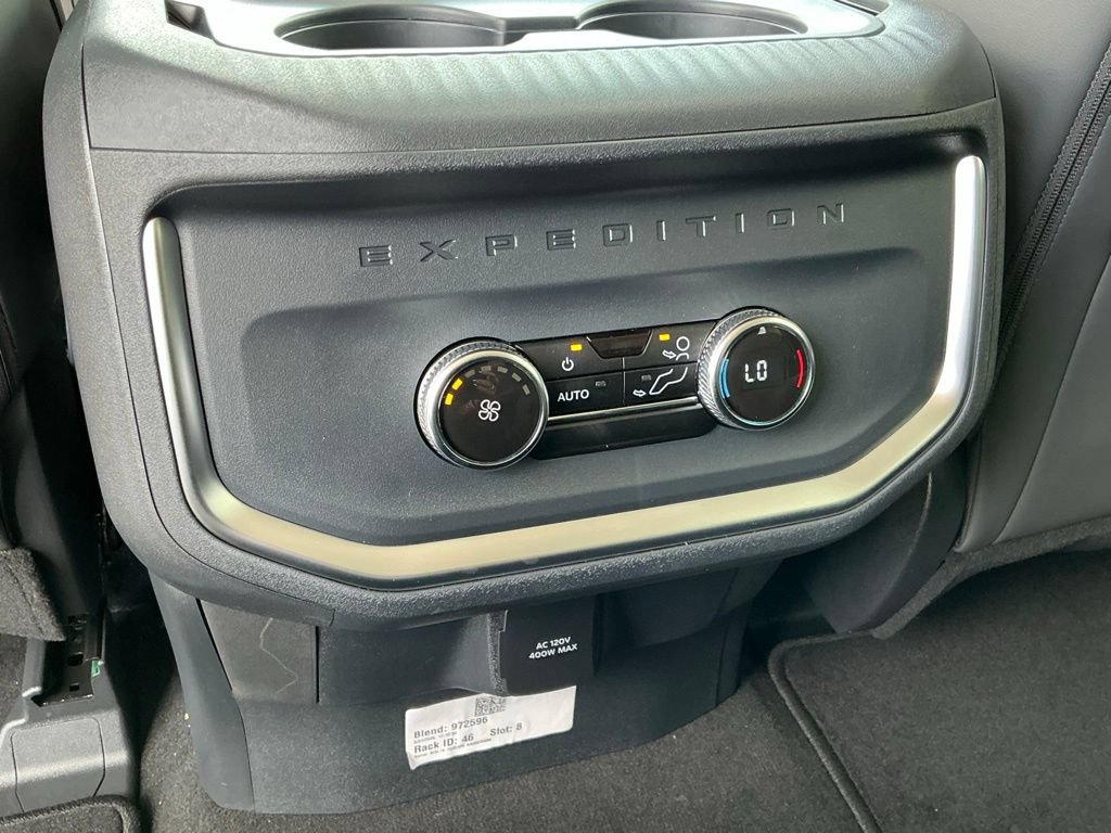 New 2026 Ford Expedition Active RWD image 29
