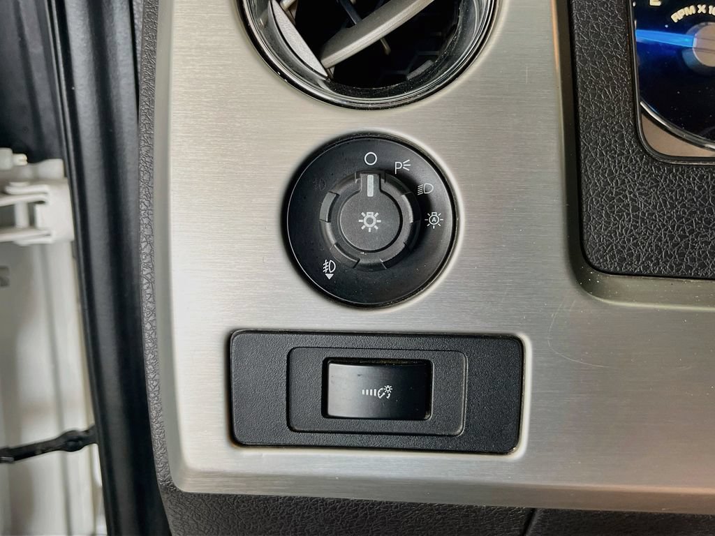 Used 2013 Ford F150 Platinum RWD image 10