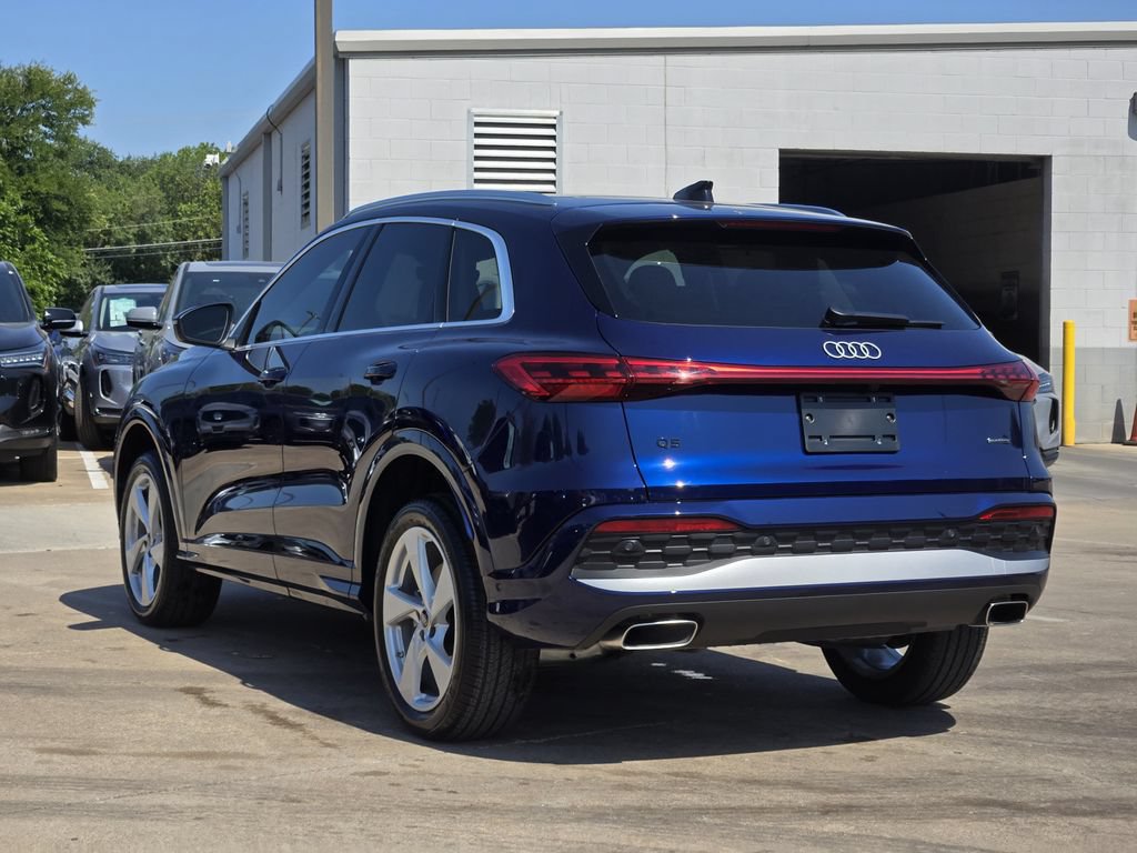 Certified 2025 Audi Q5 Premium Plus w/ Premium Plus AWD/4WD image 11