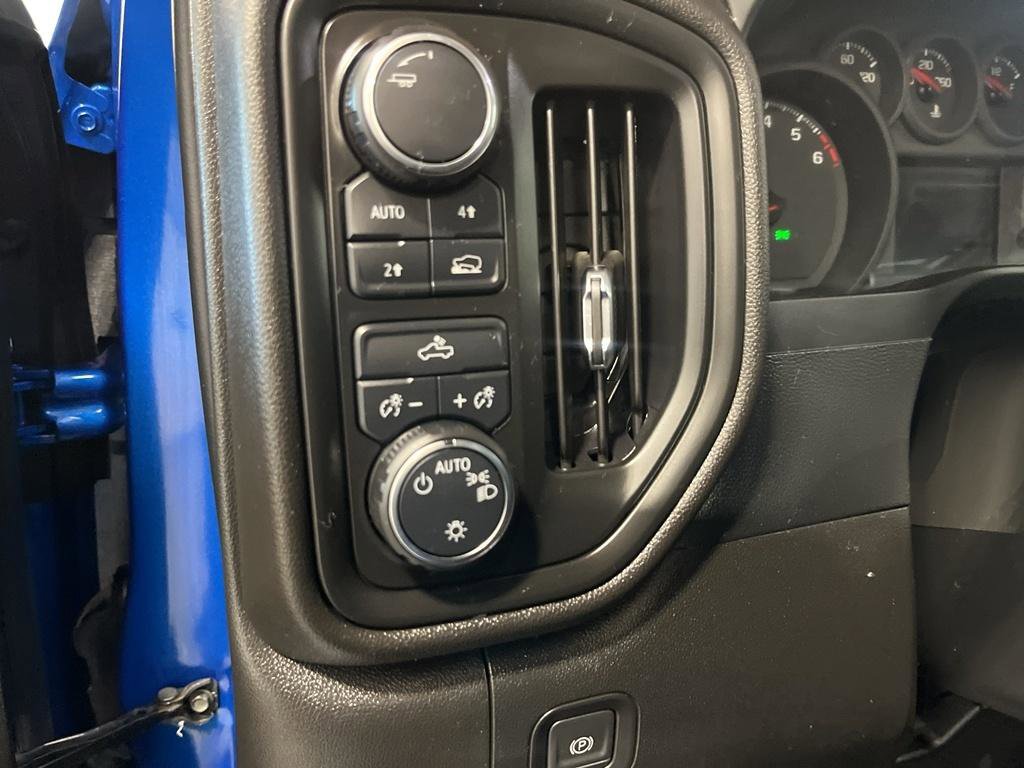 Certified 2024 Chevrolet Silverado 1500 Custom w/ LPO, Dark Essentials Package AWD/4WD image 23