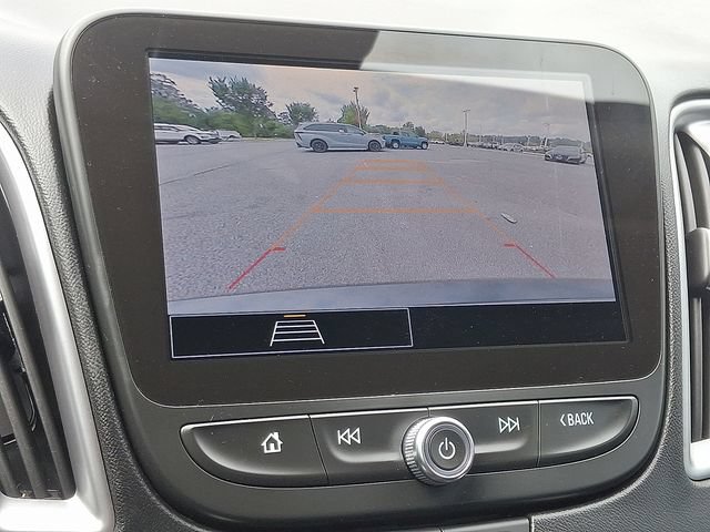 Used 2025 Chevrolet Malibu LS FWD image 17