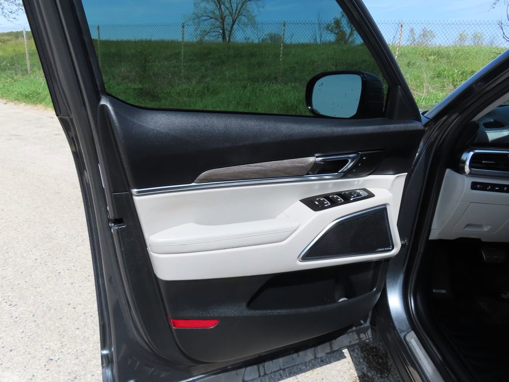 Certified 2021 Kia Telluride SX w/ SX Prestige Package AWD/4WD image 32