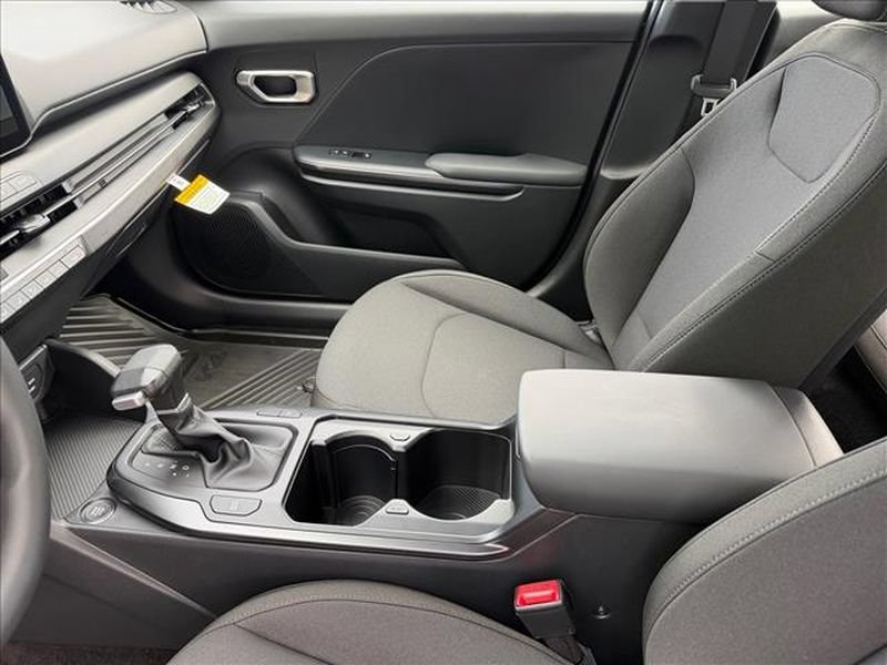 New 2026 Kia K4 FWD image 12