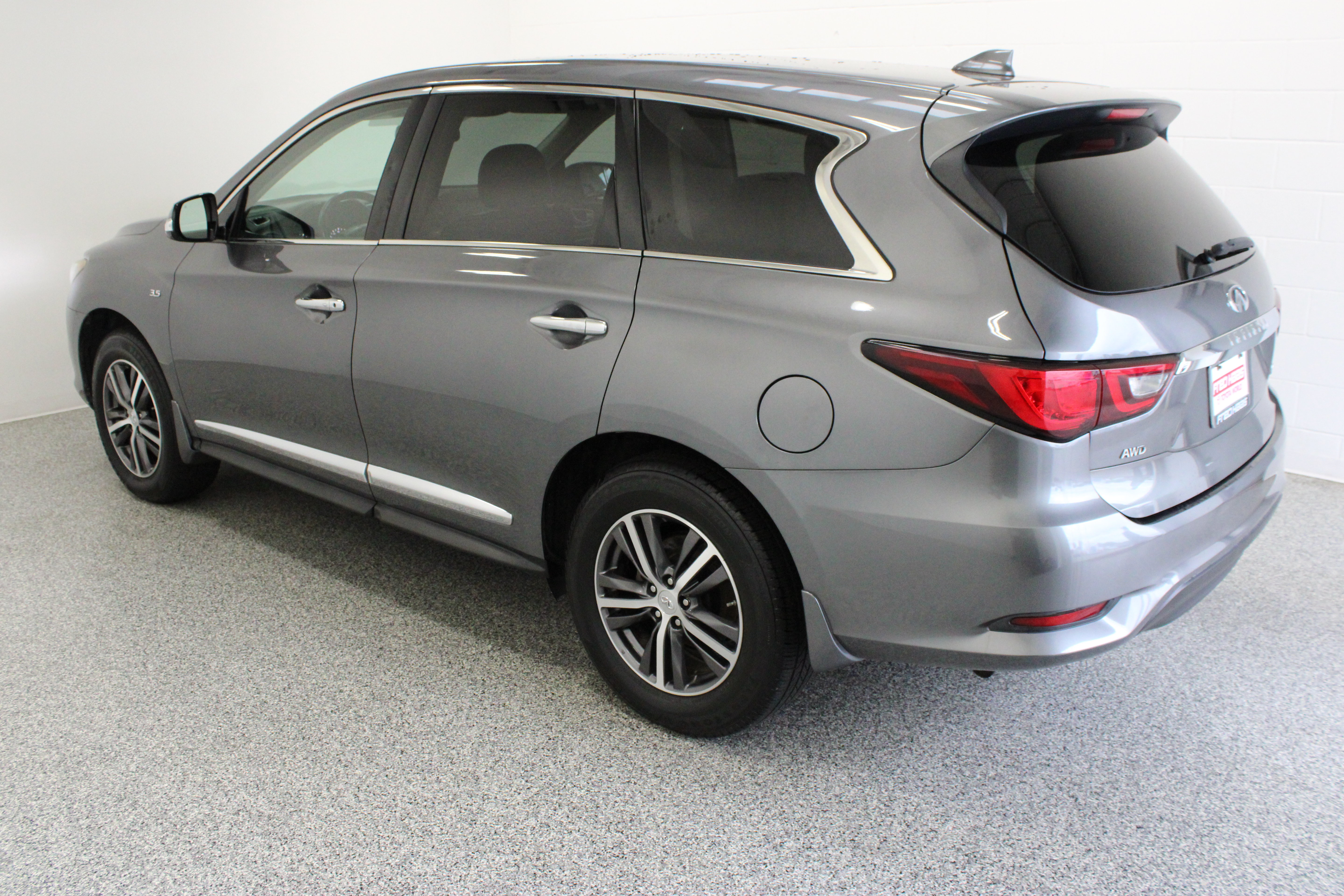 Used 2019 INFINITI QX60 Pure AWD/4WD image 9