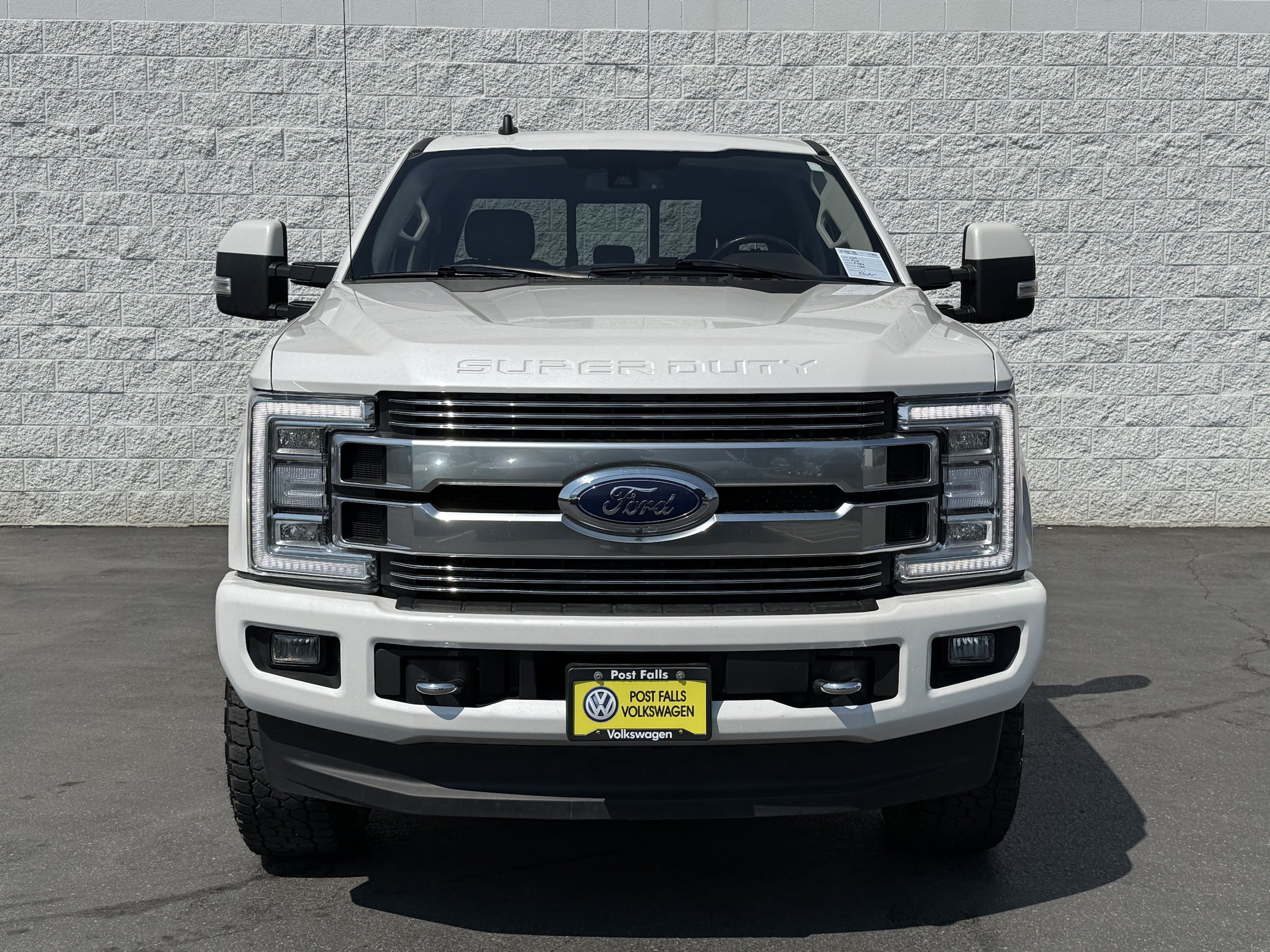 Used 2019 Ford F350 Limited AWD/4WD image 4