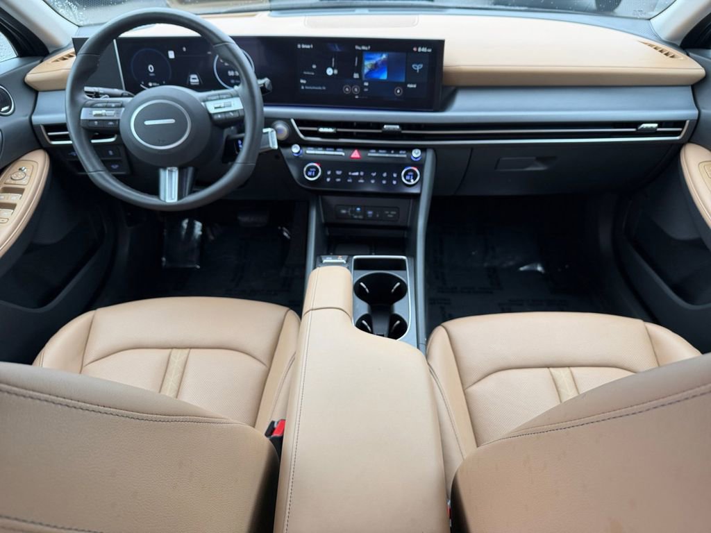 Certified 2025 Hyundai Sonata Limited FWD image 12
