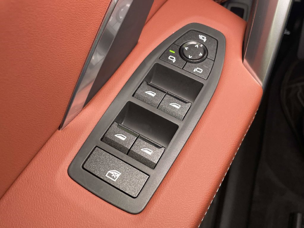 New 2027 BMW X1 xDrive28i w/ Technology Package AWD/4WD image 30