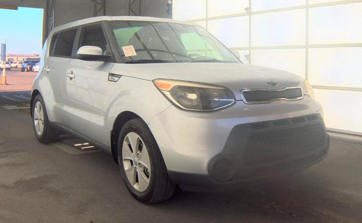 Used 2015 Kia Soul FWD image 3