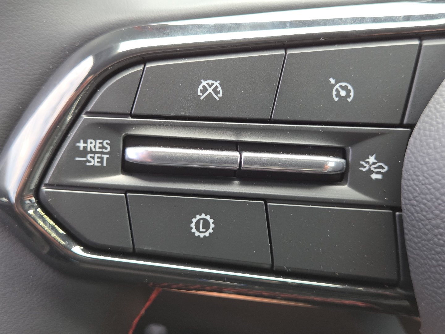 New 2026 Chevrolet Equinox RS w/ Safety and Technology Package AWD/4WD image 34