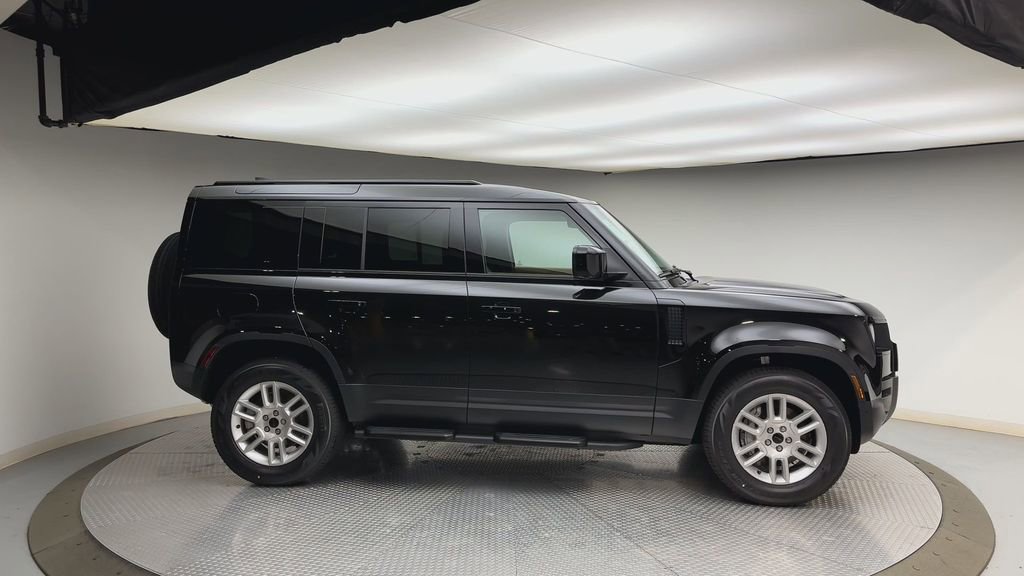 New 2026 Land Rover Defender 110 S AWD/4WD image 9